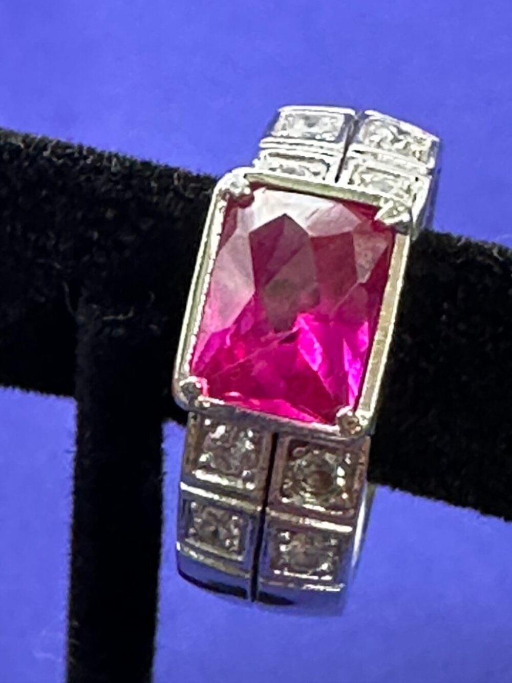 Lab Created Pink Sapphire Ring Size 6.5 - Picture 4 of 14